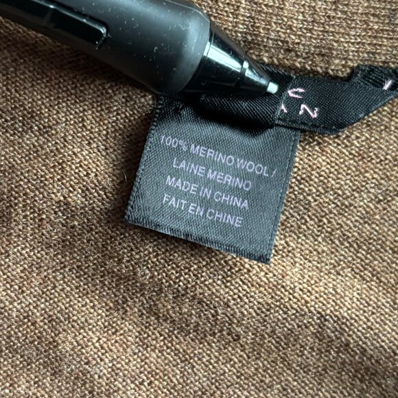 Pink Tartan Merino Wool Caramel Cardigan with Gold Buttons & Tie Neck, sz XS - Picture 13 of 13